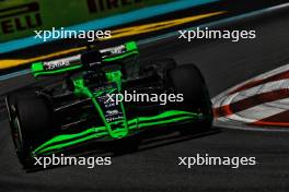 Valtteri Bottas (FIN) Sauber C44. 03.05.2024. Formula 1 World Championship, Rd 6, Miami Grand Prix, Miami, Florida, USA, Sprint Qualifying Day.