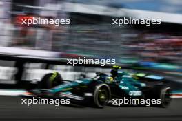 Fernando Alonso (ESP) Aston Martin F1 Team AMR24. 05.05.2024. Formula 1 World Championship, Rd 6, Miami Grand Prix, Miami, Florida, USA, Race Day.