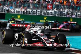 Nico Hulkenberg (GER) Haas VF-24. 05.05.2024. Formula 1 World Championship, Rd 6, Miami Grand Prix, Miami, Florida, USA, Race Day.
