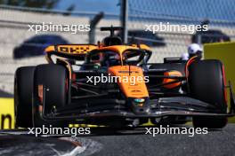 Oscar Piastri (AUS) McLaren MCL38. 04.05.2024. Formula 1 World Championship, Rd 6, Miami Grand Prix, Miami, Florida, USA, Sprint and Qualifying Day.