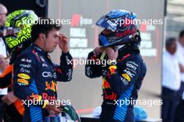 (L to R): Sergio Perez (MEX) Red Bull Racing with team mate Max Verstappen (NLD) Red Bull Racing in qualifying parc ferme. 04.05.2024. Formula 1 World Championship, Rd 6, Miami Grand Prix, Miami, Florida, USA, Sprint and Qualifying Day.