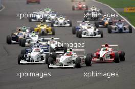 15.10.2006 Silverstone, England,  Sunday, Start, race 2 - British Formula BMW Championship 2006 at Silverstone, England