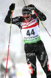05.12.2010, Oestersund, Sweden (SWE): Christian Stebler (SUI), Rossignol, Rottefella, ODLO - IBU world cup biathlon, pursuit men, Oestersund (SWE). www.xpb.cc. © Manzoni/xpb.cc. Every downloaded picture is fee-liable.
