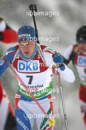 11.12.2010, Hochfilzen, Austria (AUT): Lukas Hofer (ITA), Rossignol, Rottefella, Exel - IBU world cup biathlon, pursuit men, Hochfilzen (AUT). www.xpb.cc. © Manzoni/xpb.cc. Every downloaded picture is fee-liable.