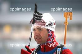 05.01.2011, Oberhof, Germany (GER): Ole Einar Bjoerndalen (NOR), Madshus, Rottefella, Odlo - IBU world cup biathlon, relay men, Oberhof (GER). www.xpb.cc. © Manzoni/xpb.cc. Every downloaded picture is fee-liable.