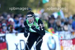 16.01.2011, Ruhpolding, Germany (GER): Simon Hallenbarter (SUI), Madshus, Rottefella, KV+, ODLO - IBU world cup biathlon, pursuit men, Ruhpolding (GER). www.xpb.cc. © Manzoni/xpb.cc. Every downloaded picture is fee-liable.