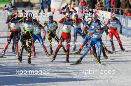 22.01.2011, Antholz, Italy (ITA): Biathlon Feature: Start of the race with Arnd Peiffer (GER), Fischer, Salomon, Swix, adidas, Martin Fourcade (FRA), Rossignol, Rottefella, OneWay, Odlo, Ole Einar Bjoerndalen (NOR), Madshus, Rottefella, Odlo, Bjoern Ferry (SWE), Fischer, Rottefella, Leki, adidas - IBU world cup biathlon, mass men, Antholz (ITA). www.xpb.cc. © Manzoni/xpb.cc. Every downloaded picture is fee-liable.