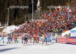 22.01.2011, Antholz, Italy (ITA): Biathlon Feature: Start of women's relay - IBU world cup biathlon, relay women, Antholz (ITA). www.xpb.cc. © Manzoni/xpb.cc. Every downloaded picture is fee-liable.