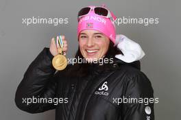 18.03.2011, Khanty-Mansiysk, Russia (RUS): Ann Kristin Aafedt Flatland (NOR), Madshus, Rottefella, Alpina, Swix, ODLO - IBU world championships biathlon, medals, Khanty-Mansiysk (RUS). www.xpb.cc. © Manzoni/xpb.cc. Every downloaded picture is fee-liable.