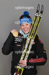 18.03.2011, Khanty-Mansiysk, Russia (RUS): Miriam Goessner (GER), Fischer, Salomon, Swix, adidas - IBU world championships biathlon, medals, Khanty-Mansiysk (RUS). www.xpb.cc. © Manzoni/xpb.cc. Every downloaded picture is fee-liable.