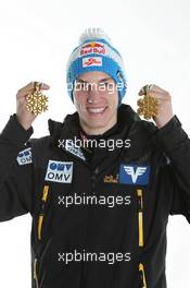 03.03.2011, Oslo, Norway (NOR): Gregor Schlierenzauer (AUT), Fischer  - FIS nordic world ski championships, ski jumping, medals, Oslo (NOR). www.xpb.cc. © Hemmersbach/xpb.cc. Every downloaded picture is fee-liable.