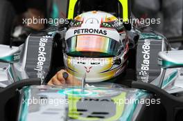 Lewis Hamilton (GBR) Mercedes AMG F1 W05 on the grid. 16.03.2014. Formula 1 World Championship, Rd 1, Australian Grand Prix, Albert Park, Melbourne, Australia, Race Day.