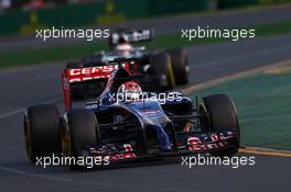 Daniil Kvyat (RUS) Scuderia Toro Rosso STR9. 16.03.2014. Formula 1 World Championship, Rd 1, Australian Grand Prix, Albert Park, Melbourne, Australia, Race Day.