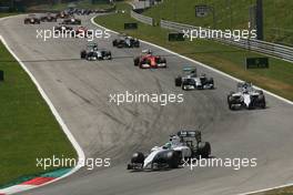 Felipe Massa (BRA) Williams FW36 leads at the start of the race. 22.06.2014. Formula 1 World Championship, Rd 8, Austrian Grand Prix, Spielberg, Austria, Race Day.