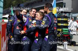 Red Bull Racing mechanics. 24.08.2014. Formula 1 World Championship, Rd 12, Belgian Grand Prix, Spa Francorchamps, Belgium, Race Day.