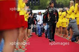Romain Grosjean (FRA) Lotus F1 Team on the drivers parade. 24.08.2014. Formula 1 World Championship, Rd 12, Belgian Grand Prix, Spa Francorchamps, Belgium, Race Day.