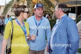 Guy Ritchie (GBR) Film Director with his girlfriend Jacqui Ainsley (GBR). 05.04.2014. Formula 1 World Championship, Rd 3, Bahrain Grand Prix, Sakhir, Bahrain, Qualifying Day.