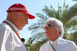 (L to R): Niki Lauda (AUT) Mercedes Non-Executive Chairman with Bernie Ecclestone (GBR). 06.04.2014. Formula 1 World Championship, Rd 3, Bahrain Grand Prix, Sakhir, Bahrain, Race Day.