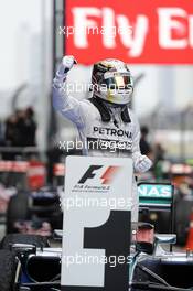 Race winner Lewis Hamilton (GBR) Mercedes AMG F1 W05 celebrates in parc ferme. 20.04.2014. Formula 1 World Championship, Rd 4, Chinese Grand Prix, Shanghai, China, Race Day.