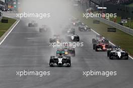 Start of the race, Nico Rosberg (GER), Mercedes AMG F1 Team  27.07.2014. Formula 1 World Championship, Rd 11, Hungarian Grand Prix, Budapest, Hungary, Race Day.
