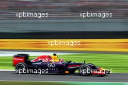 Sebastian Vettel (GER) Red Bull Racing RB10. 03.10.2014. Formula 1 World Championship, Rd 15, Japanese Grand Prix, Suzuka, Japan, Practice Day.