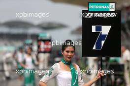 Kimi Raikkonen (FIN), Scuderia Ferrari, grid girl 30.03.2014. Formula 1 World Championship, Rd 2, Malaysian Grand Prix, Sepang, Malaysia, Sunday.