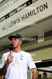 Lewis Hamilton (GBR) Mercedes AMG F1. 21.09.2014. Formula 1 World Championship, Rd 14, Singapore Grand Prix, Singapore, Singapore, Race Day.