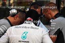 Nico Rosberg (GER) Mercedes AMG F1 on the grid. 23.11.2014. Formula 1 World Championship, Rd 19, Abu Dhabi Grand Prix, Yas Marina Circuit, Abu Dhabi, Race Day.