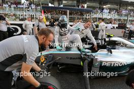 Nico Rosberg (GER), Mercedes AMG F1 Team  23.11.2014. Formula 1 World Championship, Rd 19, Abu Dhabi Grand Prix, Yas Marina Circuit, Abu Dhabi, Race Day.