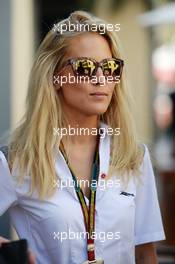 Jennifer Becks (GER), girlfriend of Adrian Sutil (GER) Sauber. 23.11.2014. Formula 1 World Championship, Rd 19, Abu Dhabi Grand Prix, Yas Marina Circuit, Abu Dhabi, Race Day.