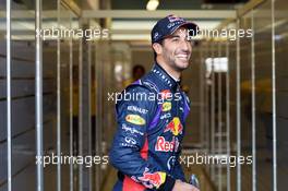 Daniel Ricciardo (AUS) Red Bull Racing. 23.11.2014. Formula 1 World Championship, Rd 19, Abu Dhabi Grand Prix, Yas Marina Circuit, Abu Dhabi, Race Day.