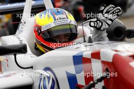 Jake Dennis (GBR) Carlin Dallara F312 – Volkswagen 20.04.2014. FIA F3 European Championship 2014, Round 1, Race 3, Silverstone, England