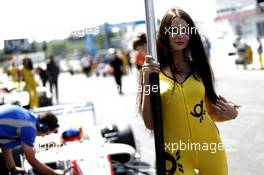 Gridgirl of Jake Dennis (GBR) Carlin Dallara F312 – Volkswagen 12.07.2014. FIA F3 European Championship 2014, Round 7, Race 1, Moscow Raceway, Moscow, Russia