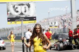 Gridgirl of Max Verstappen (NED) Van Amersfoort Racing Dallara F312 – Volkswagen 13.07.2014. FIA F3 European Championship 2014, Round 7, Race 2, Moscow Raceway, Moscow, Russia