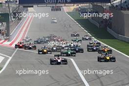 Race 1: Start of the race 05.04.2014. GP2 Series, Rd 1, Sakhir, Bahrain,Saturday.