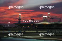 Low light action. 15.11.2014. FIA World Endurance Championship, Round 7, Six Hours of Bahrain, Sakhir, Bahrain, Saturday.