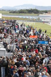 Fans in the pit lane. 29.03.2014. FIA World Endurance Championship, 'Prologue' Official Test Days, Paul Ricard, France. Saturday.