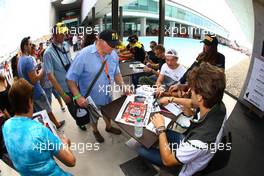 AUTOGRAPH SESSION 05-07.09.2015. Blancpain Sprint Series, Rd 5, Portimao, Portugal
