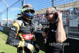 Pastor Maldonado (VEN), Lotus F1 Team and Mark Slade (GBR), Lotus F1 Team, Race Engineer   15.03.2015. Formula 1 World Championship, Rd 1, Australian Grand Prix, Albert Park, Melbourne, Australia, Race Day.
