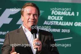 Arnold Schwarzenegger (USA) on the podium. 15.03.2015. Formula 1 World Championship, Rd 1, Australian Grand Prix, Albert Park, Melbourne, Australia, Race Day.