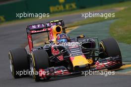 Daniil Kvyat (RUS) Red Bull Racing RB11. 14.03.2015. Formula 1 World Championship, Rd 1, Australian Grand Prix, Albert Park, Melbourne, Australia, Qualifying Day.