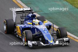 Marcus Ericsson (SWE) Sauber C34. 14.03.2015. Formula 1 World Championship, Rd 1, Australian Grand Prix, Albert Park, Melbourne, Australia, Qualifying Day.