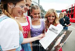 Formula Una girls. 19.06.2015. Formula 1 World Championship, Rd 8, Austrian Grand Prix, Spielberg, Austria, Practice Day.