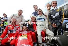 Drivers at the Legends Parade (L to R): Christian Danner (GER); Riccardo Patrese (ITA); Gerhard Berger (AUT); Niki Lauda (AUT) Mercedes Non-Executive Chairman; Jean Alesi (FRA); Nelson Piquet (BRA); Pierluigi Martini (ITA); Alain Prost (FRA).  20.06.2015. Formula 1 World Championship, Rd 8, Austrian Grand Prix, Spielberg, Austria, Qualifying Day.