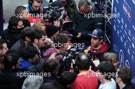 Daniel Ricciardo (AUS) Red Bull Racing with the media. 19.02.2015. Formula One Testing, Day One, Barcelona, Spain.