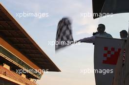 The chequered flag at the end of pre-season testing. 01.03.2015. Formula One Testing, Day Four, Barcelona, Spain.