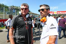 (L to R): Otmar Szafnauer (USA) Sahara Force India F1 Chief Operating Officer with Patrick Dempsey (USA) Actor on the grid. 23.08.2015. Formula 1 World Championship, Rd 13, Belgian Grand Prix, Spa Francorchamps, Belgium, Race Day.