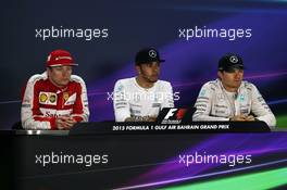 The post race FIA Press Conference (L to R): Kimi Raikkonen (FIN) Ferrari, second; Lewis Hamilton (GBR) Mercedes AMG F1, race winner; Nico Rosberg (GER) Mercedes AMG F1, third. 19.04.2015. Formula 1 World Championship, Rd 4, Bahrain Grand Prix, Sakhir, Bahrain, Race Day.