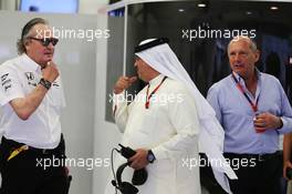(L to R): Mansour Ojjeh, McLaren shareholder with Sheikh Mohammed bin Essa Al Khalifa (BRN) CEO of the Bahrain Economic Development Board and McLaren Shareholder and Ron Dennis (GBR) McLaren Executive Chairman. 19.04.2015. Formula 1 World Championship, Rd 4, Bahrain Grand Prix, Sakhir, Bahrain, Race Day.