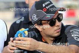 Sergio Perez (MEX), Sahara Force India  19.04.2015. Formula 1 World Championship, Rd 4, Bahrain Grand Prix, Sakhir, Bahrain, Race Day.